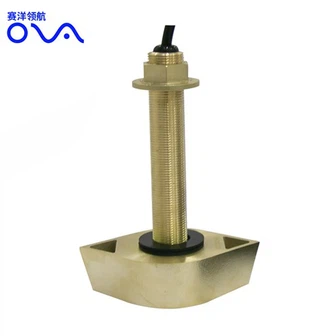 Bộ chuyển đổi qua thân tàu